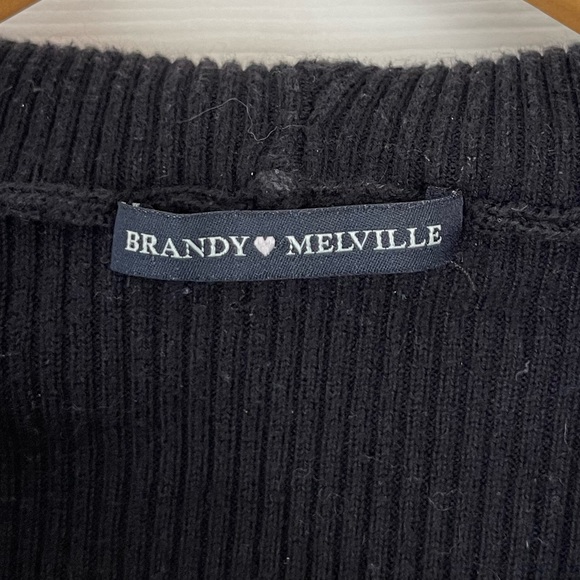 Brandy Melville black hoodie - Picture 3 of 4